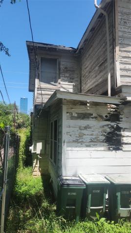 85 Navasota Street Austin TX 78702
