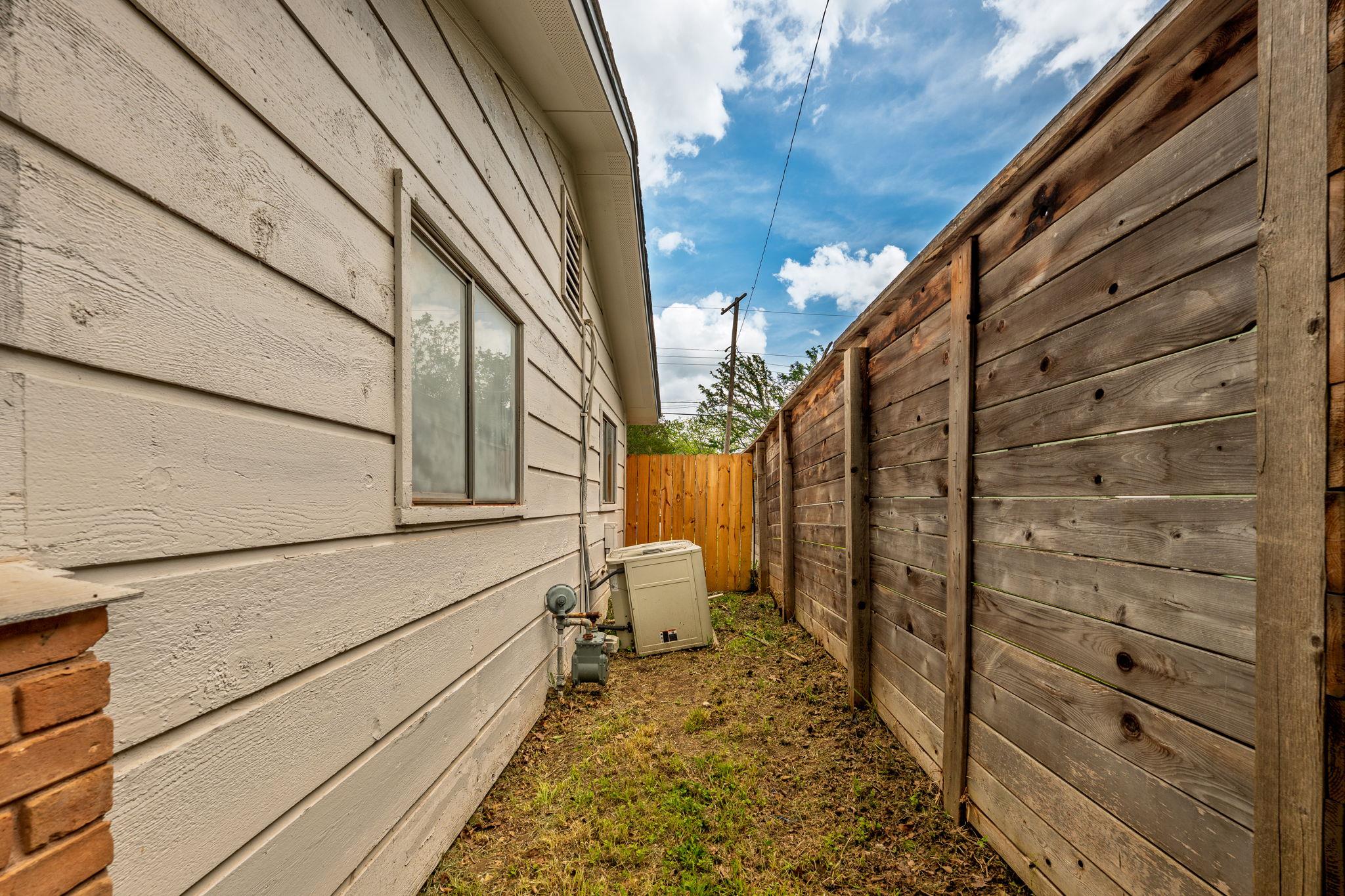 2613 Nottingham Lane Austin TX 78704