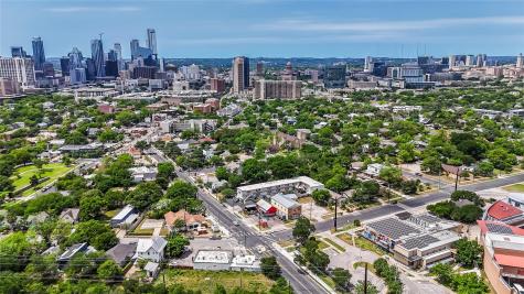 1405 Rosewood Avenue Austin TX 78702