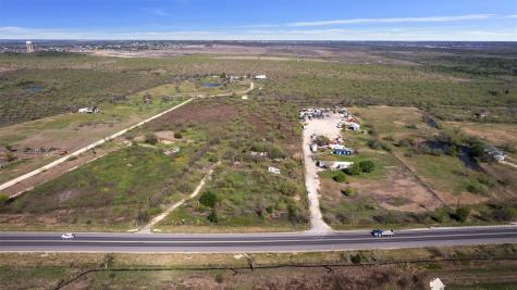 10745 N Camino Real Uhland TX 78640
