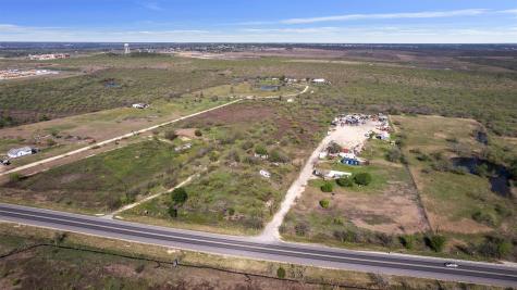 10745 N Camino Real Uhland TX 78640