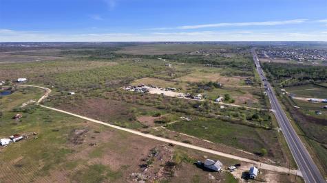 10745 N Camino Real Uhland TX 78640