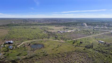 10745 N Camino Real Uhland TX 78640