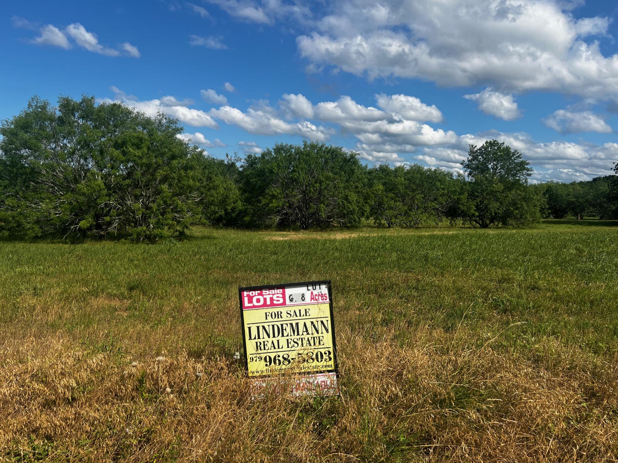 Lot 5 High Meadow Court East Schulenburg TX 78956