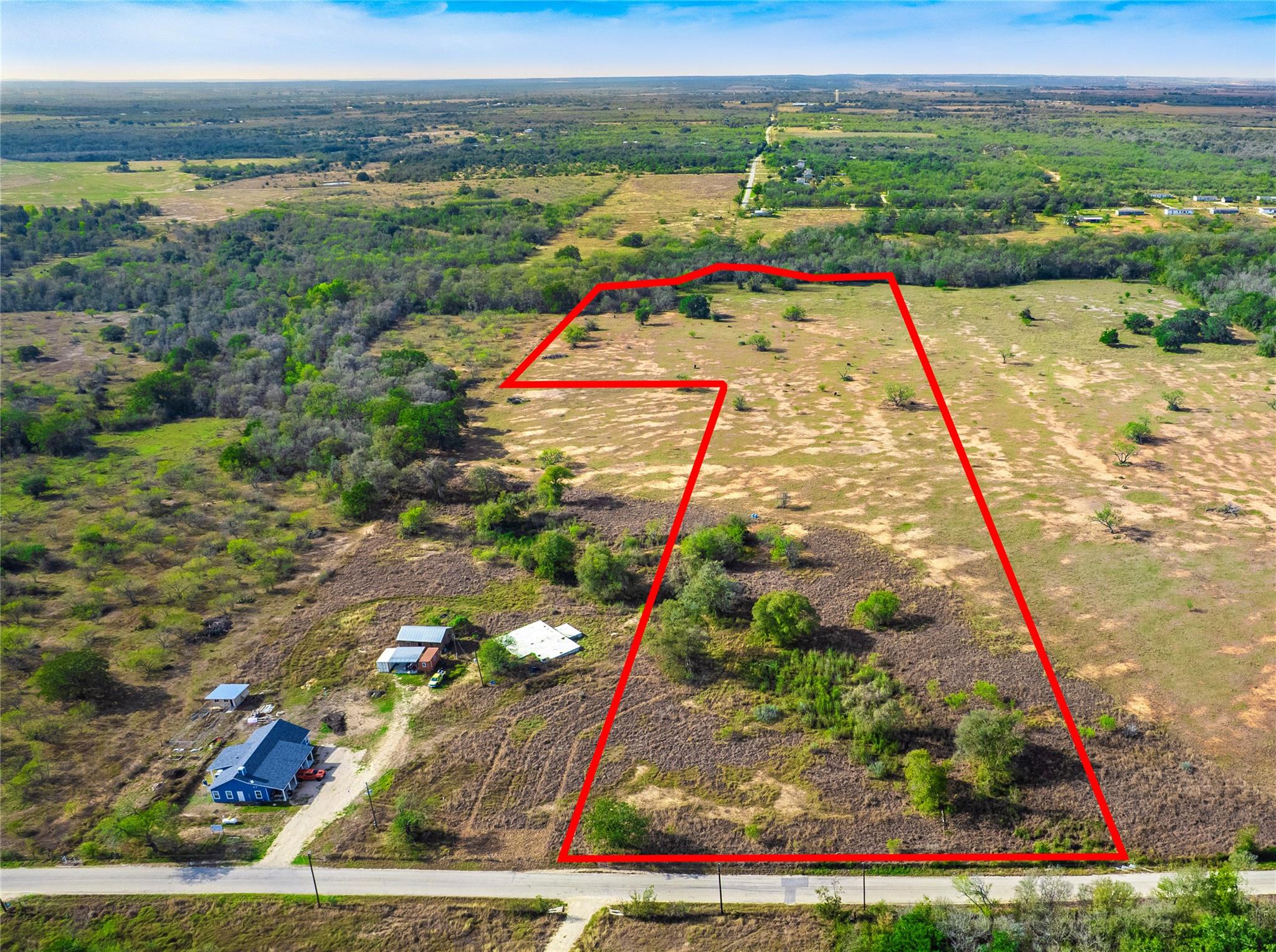 1180 Bugtussle Lane Luling TX 78648