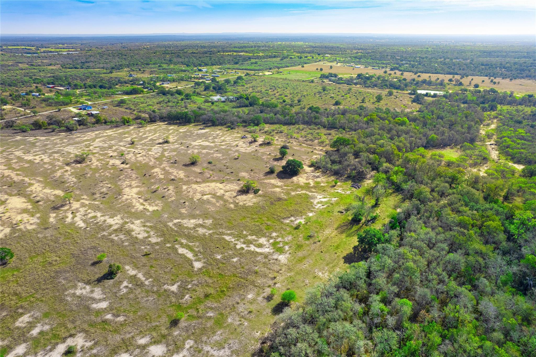 1180 Bugtussle Lane Luling TX 78648