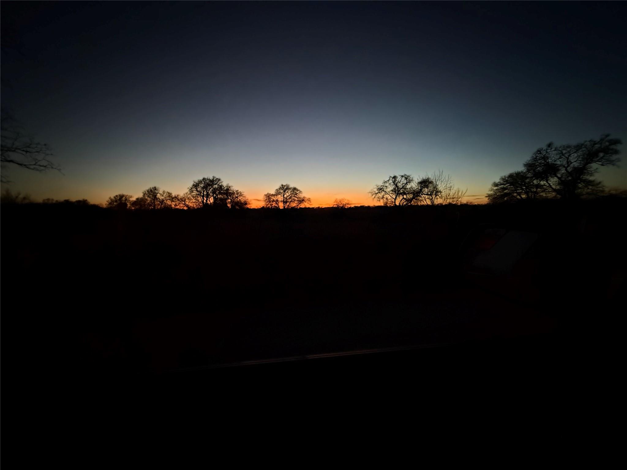 1180 Bugtussle Lane Luling TX 78648