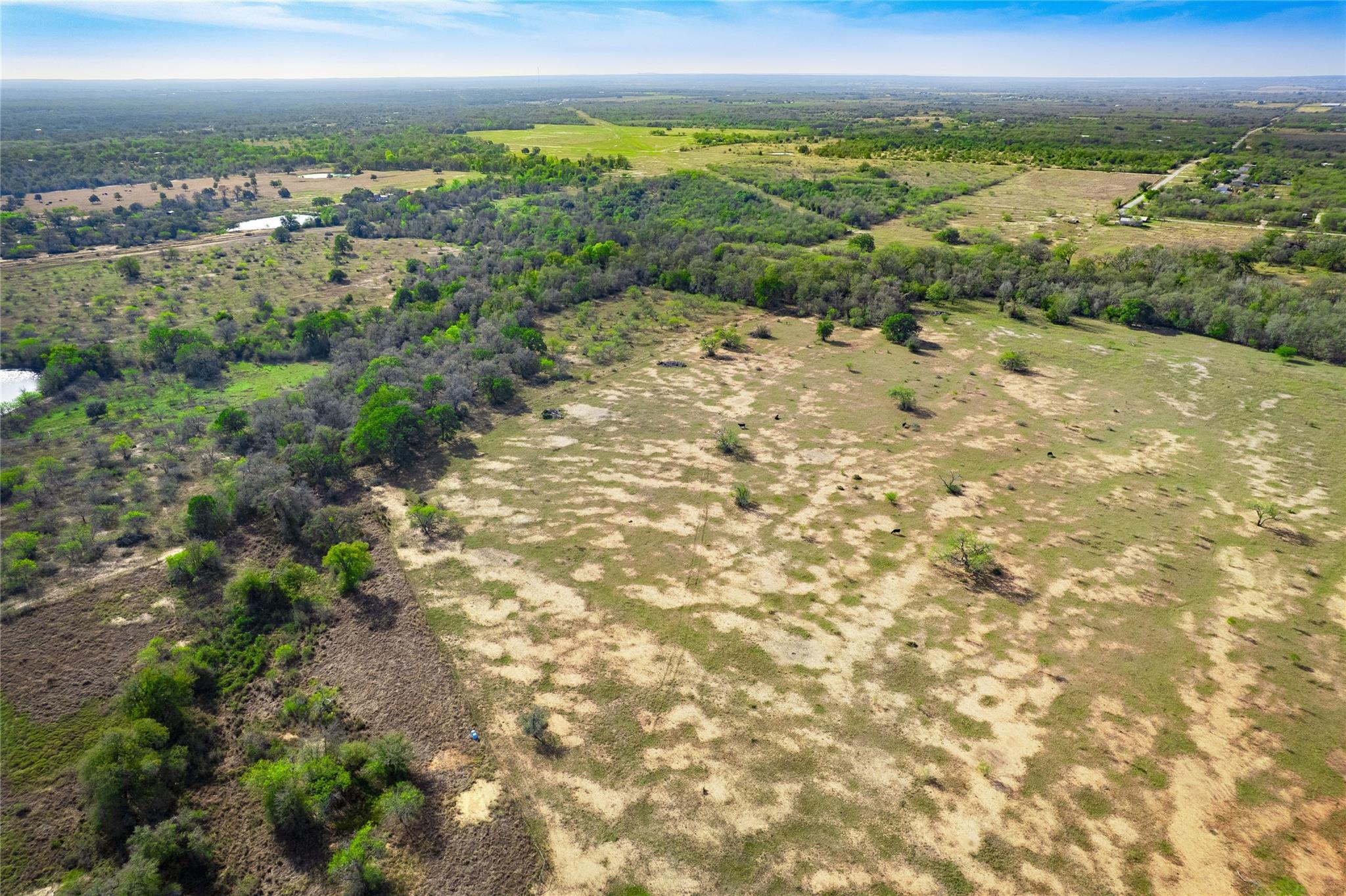 1180 Bugtussle Lane Luling TX 78648