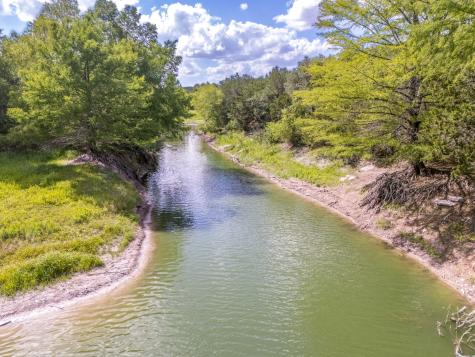 17503 Lake Shore Drive Dripping Springs TX 78620