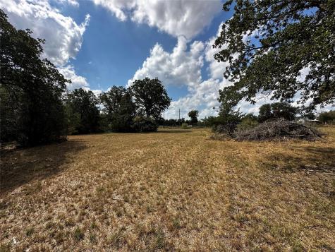 1535 Old Colony Line Road Dale TX 78616