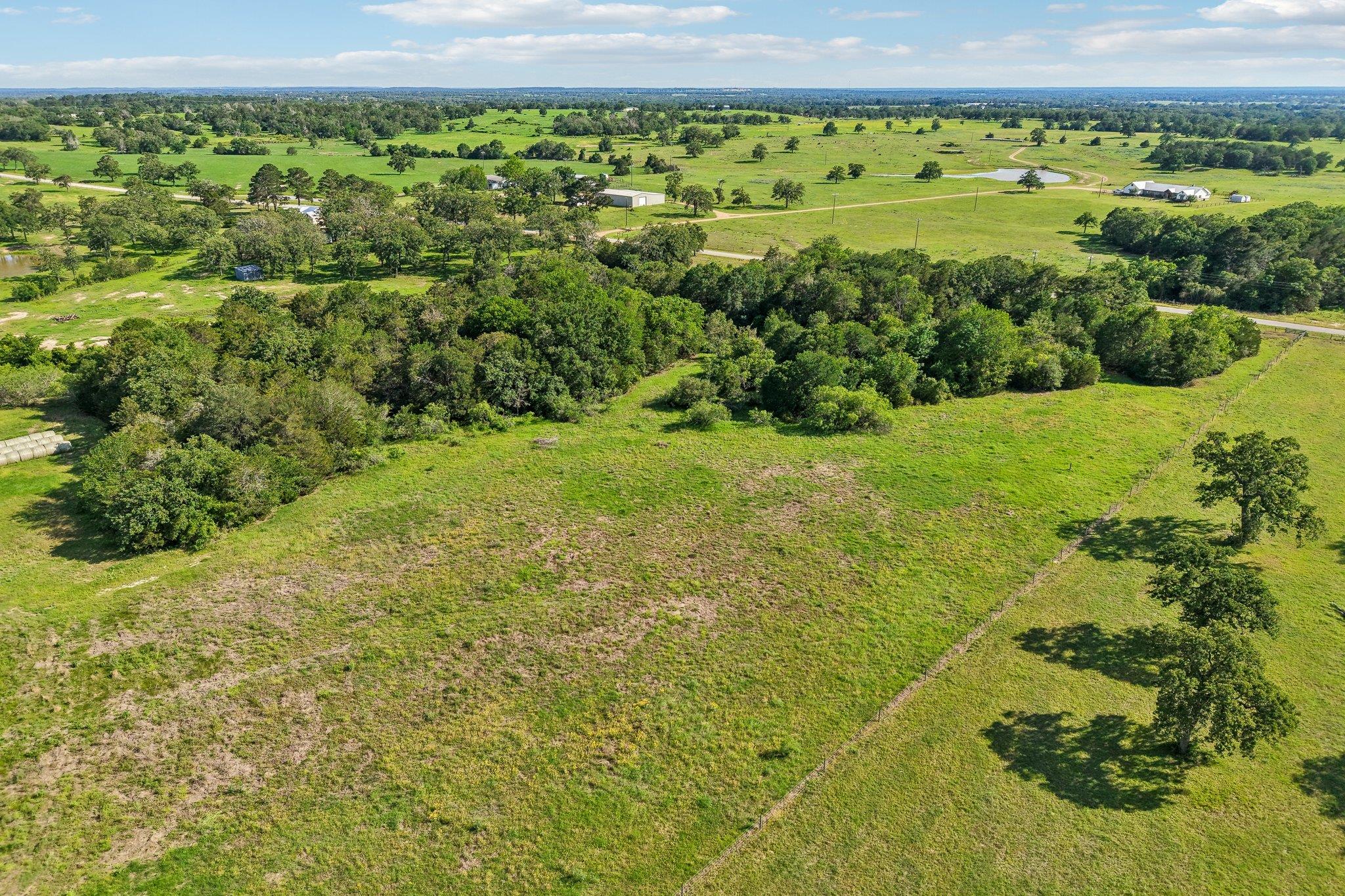 6 Acres County Road 211 Giddings TX 78942