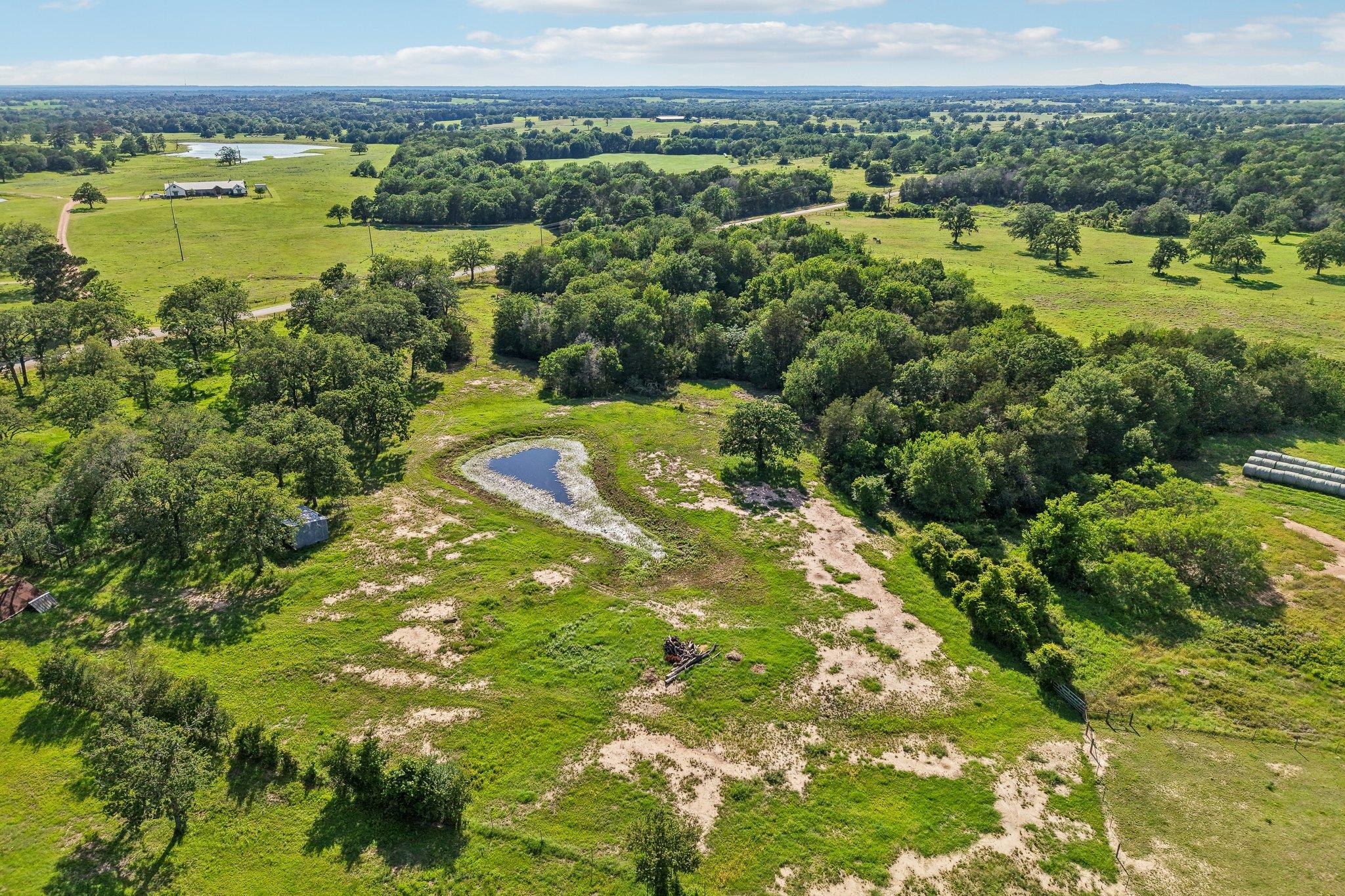 6 Acres County Road 211 Giddings TX 78942