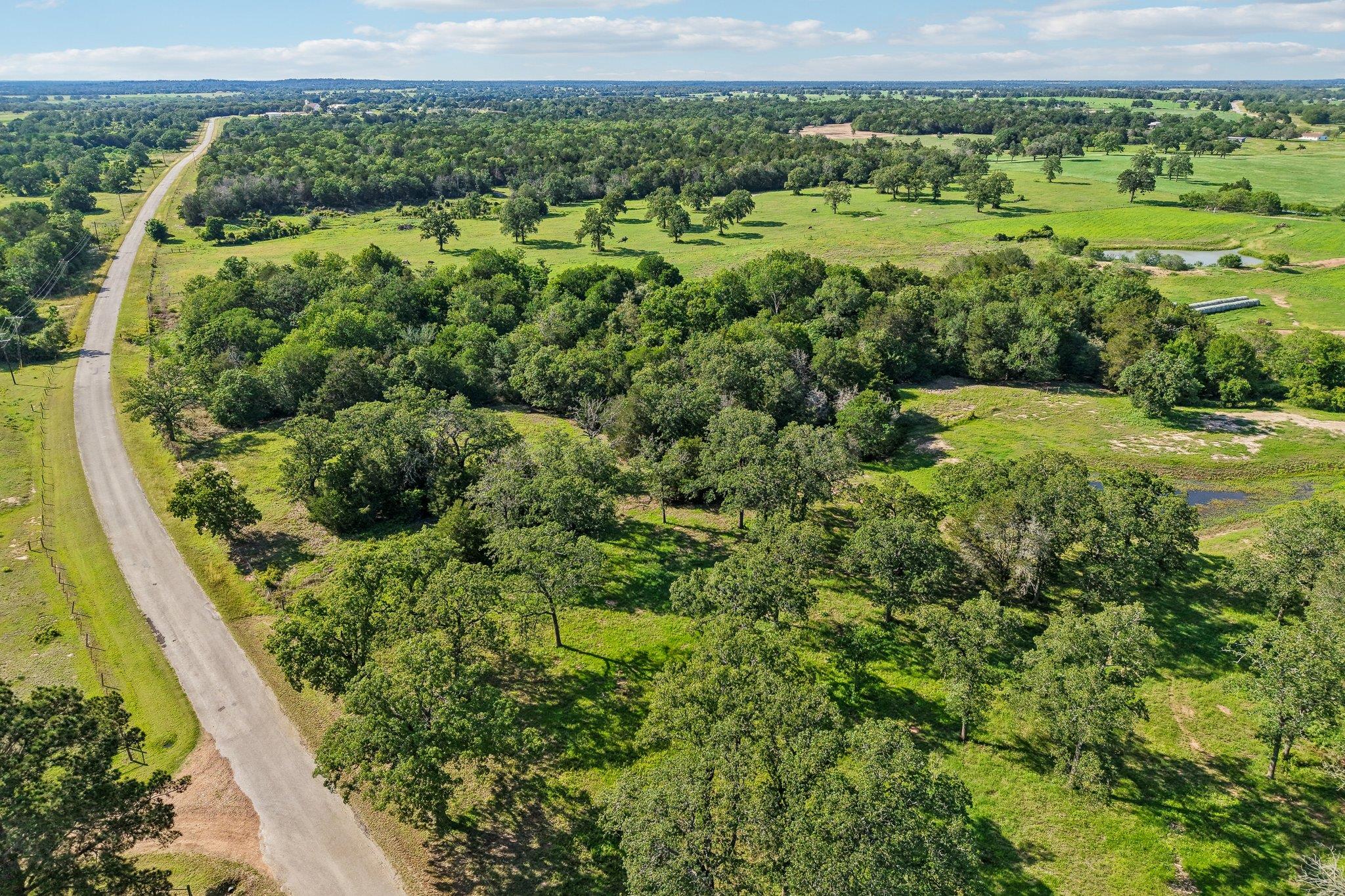 6 Acres County Road 211 Giddings TX 78942