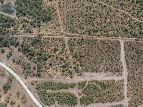 Lot 4 County Road 211 Smiley TX 78159