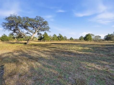 1123 Dunn Street Yoakum TX 77995