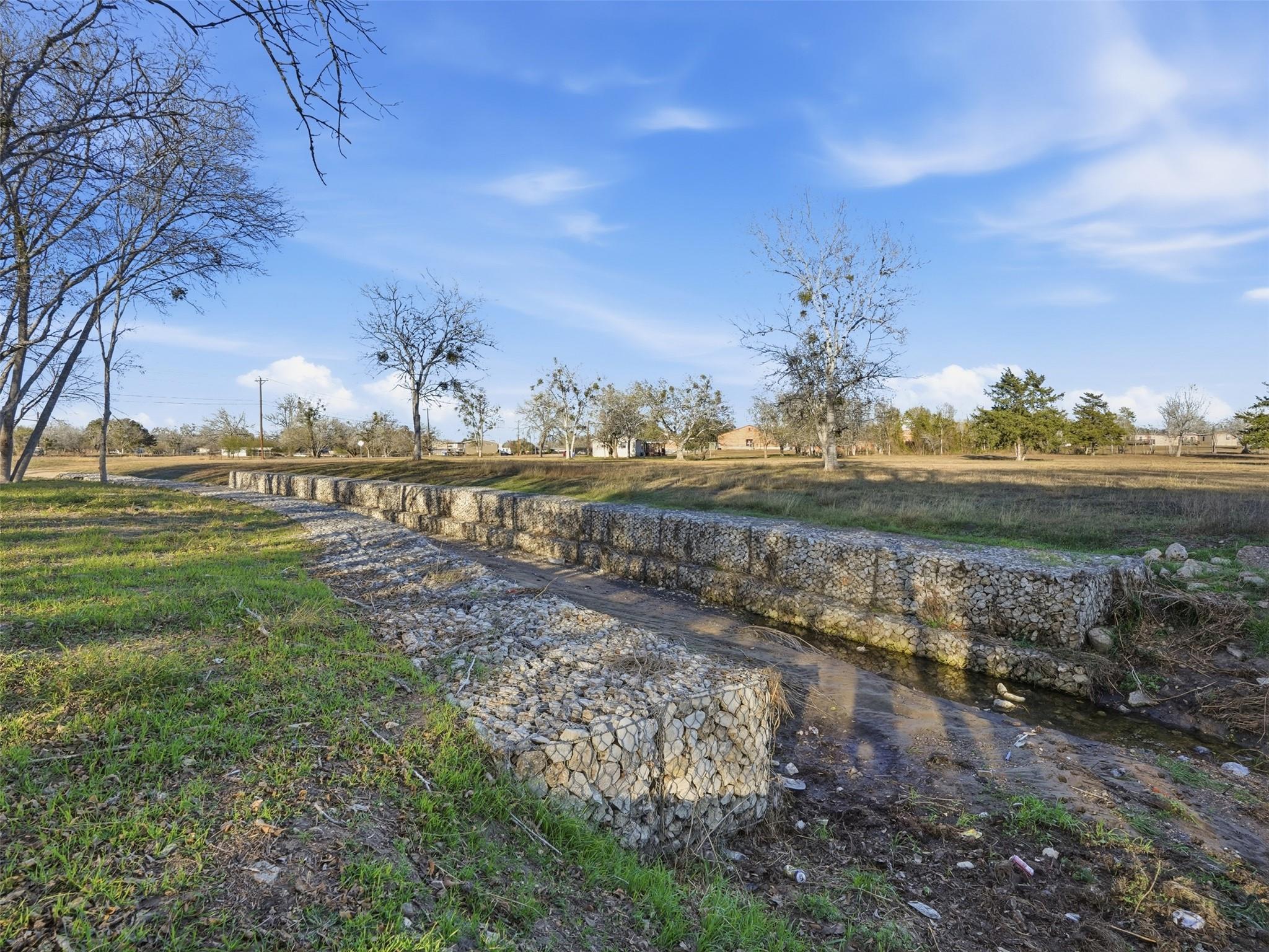 1123 Dunn Street Yoakum TX 77995
