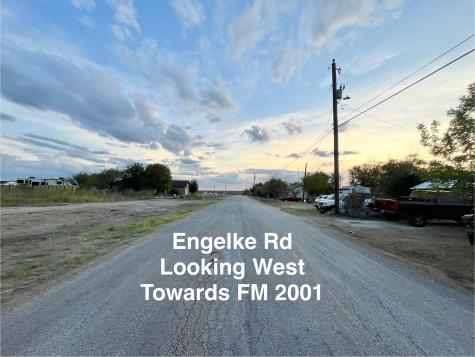 390 Engelke Road Niederwald TX 78640