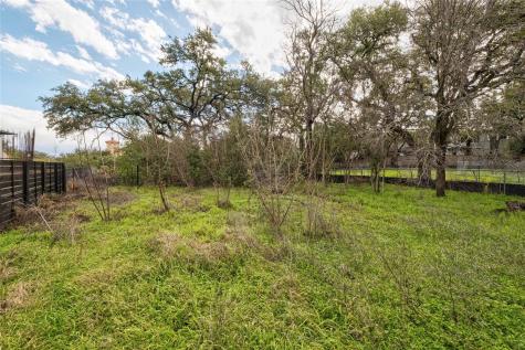 2421 S 5th Street Austin TX 78704