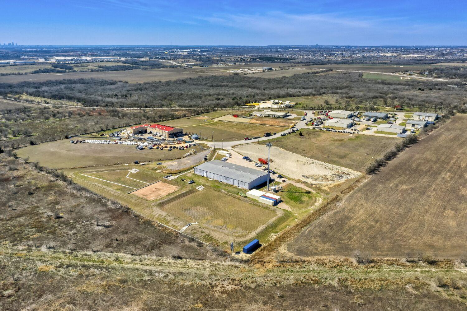 6901 Lee Manor Cove Manor TX 78653