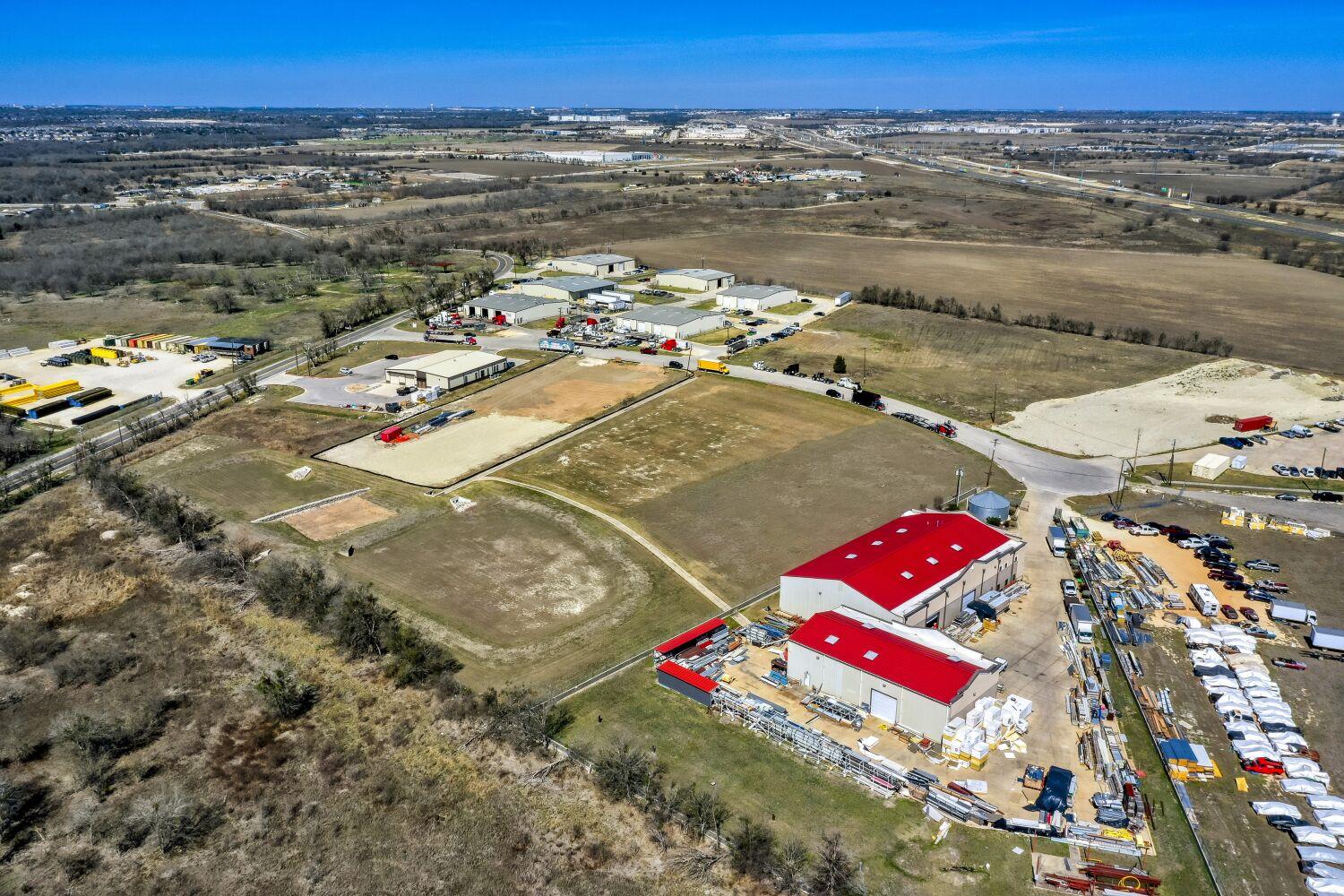 6901 Lee Manor Cove Manor TX 78653