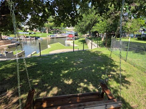 203 W Lakeshore Drive Sunrise Beach TX 78643