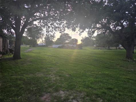 203 W Lakeshore Drive Sunrise Beach TX 78643
