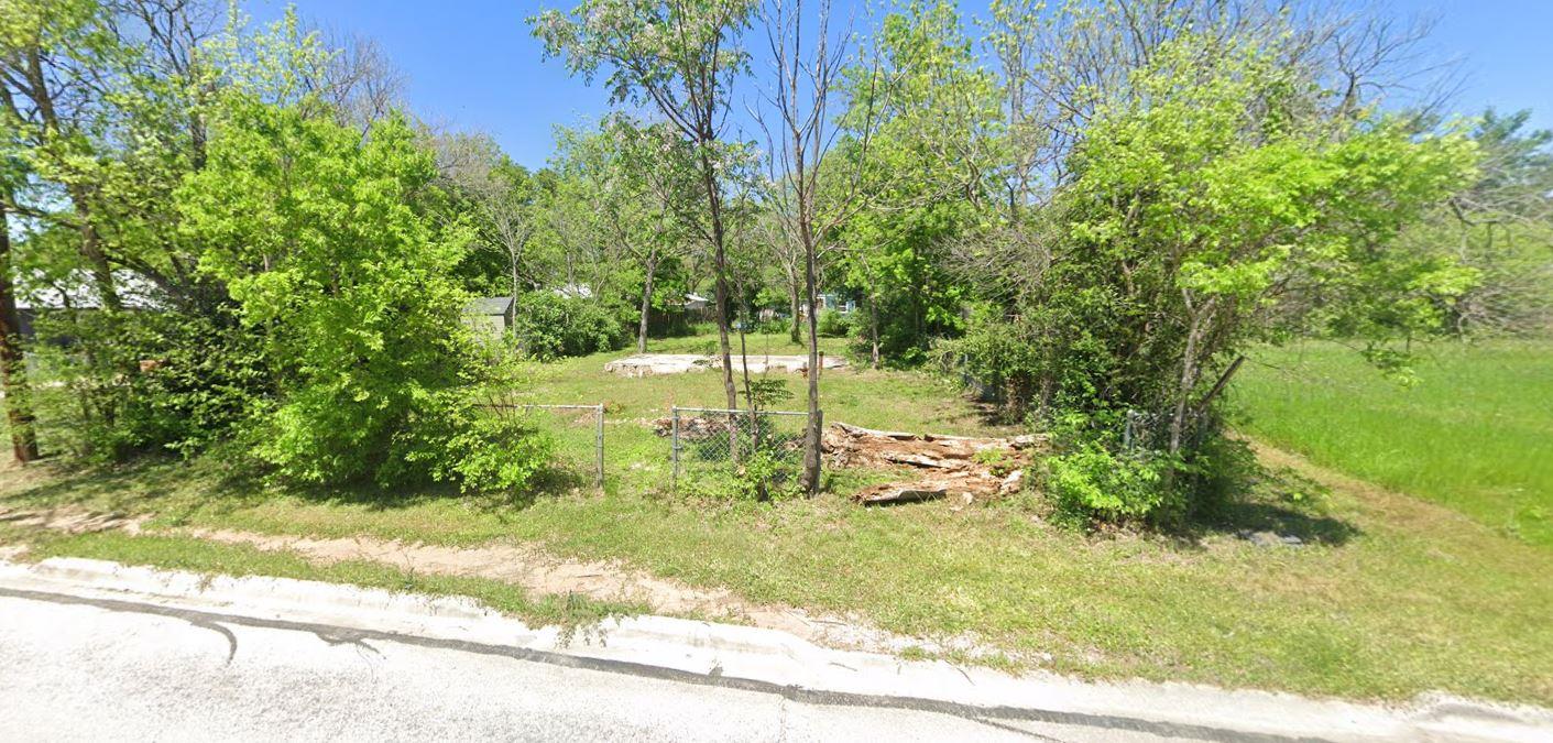 204 E Willow Street Burnet TX 78611