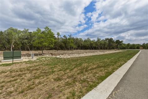 Na #4 Spoonts Lane Liberty Hill TX 78642