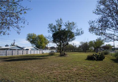 464 Fir Lane Cottonwood Shores TX 78657