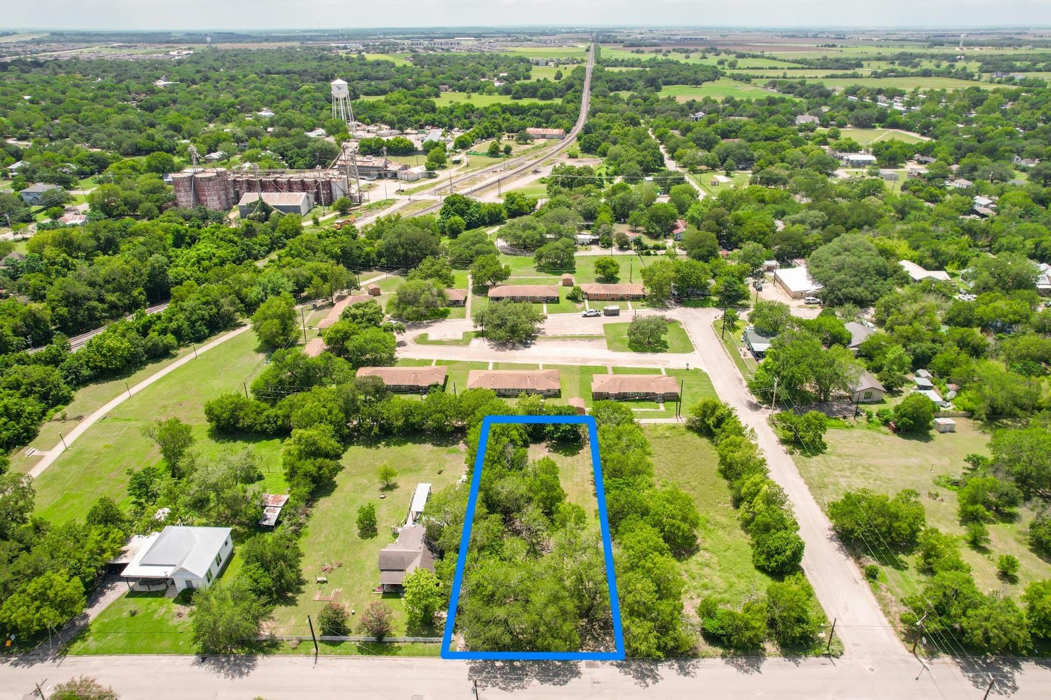 821 Blanco Lockhart TX 78644