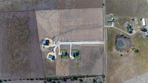 103 Country View Lane Schulenburg TX 78956