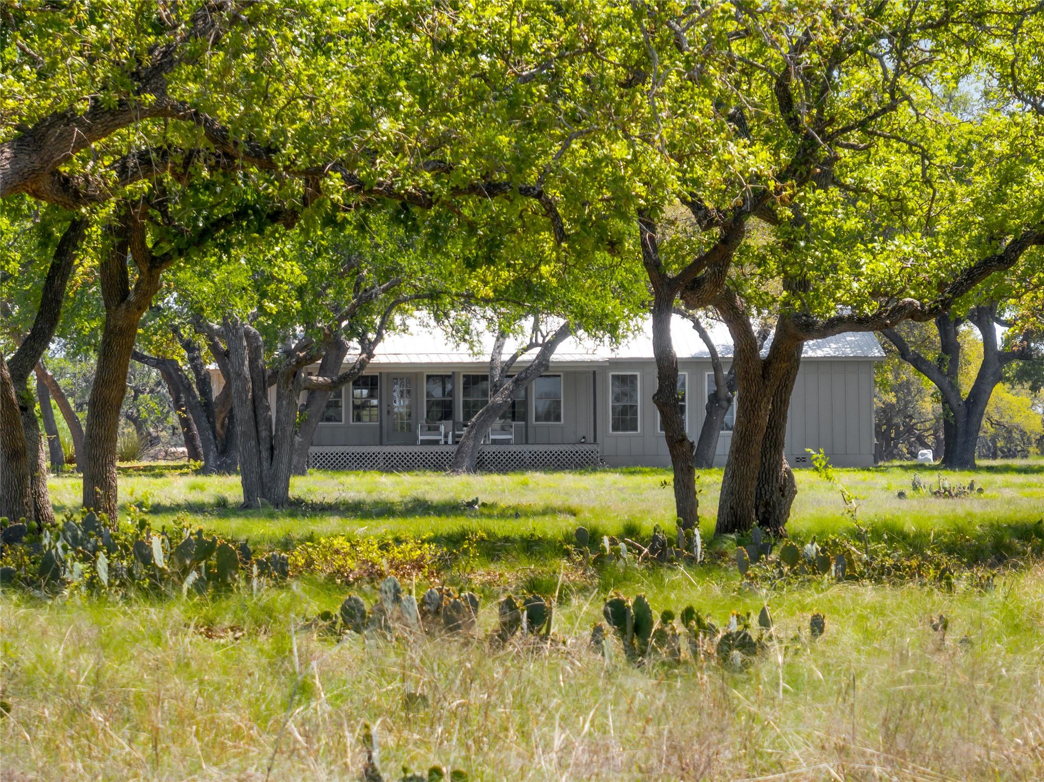 9695 W Us 290 Highway Hye TX 78635