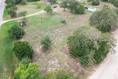 113 Hannah Road Smithville TX 78957