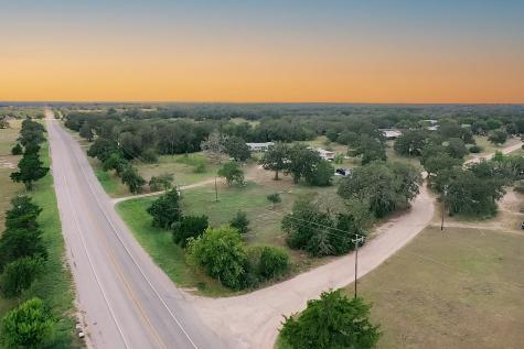 113 Hannah Road Smithville TX 78957