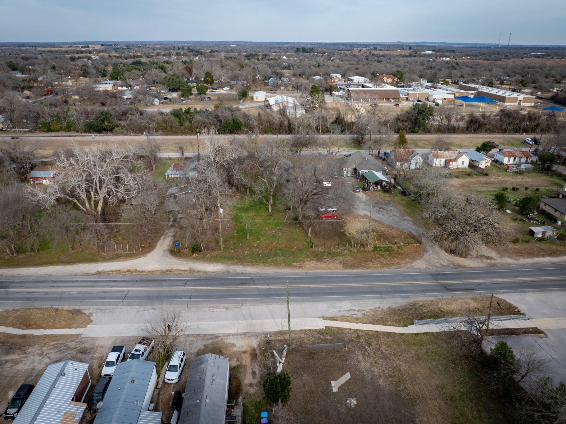 418 S Avenue D Avenue Elgin TX 78621