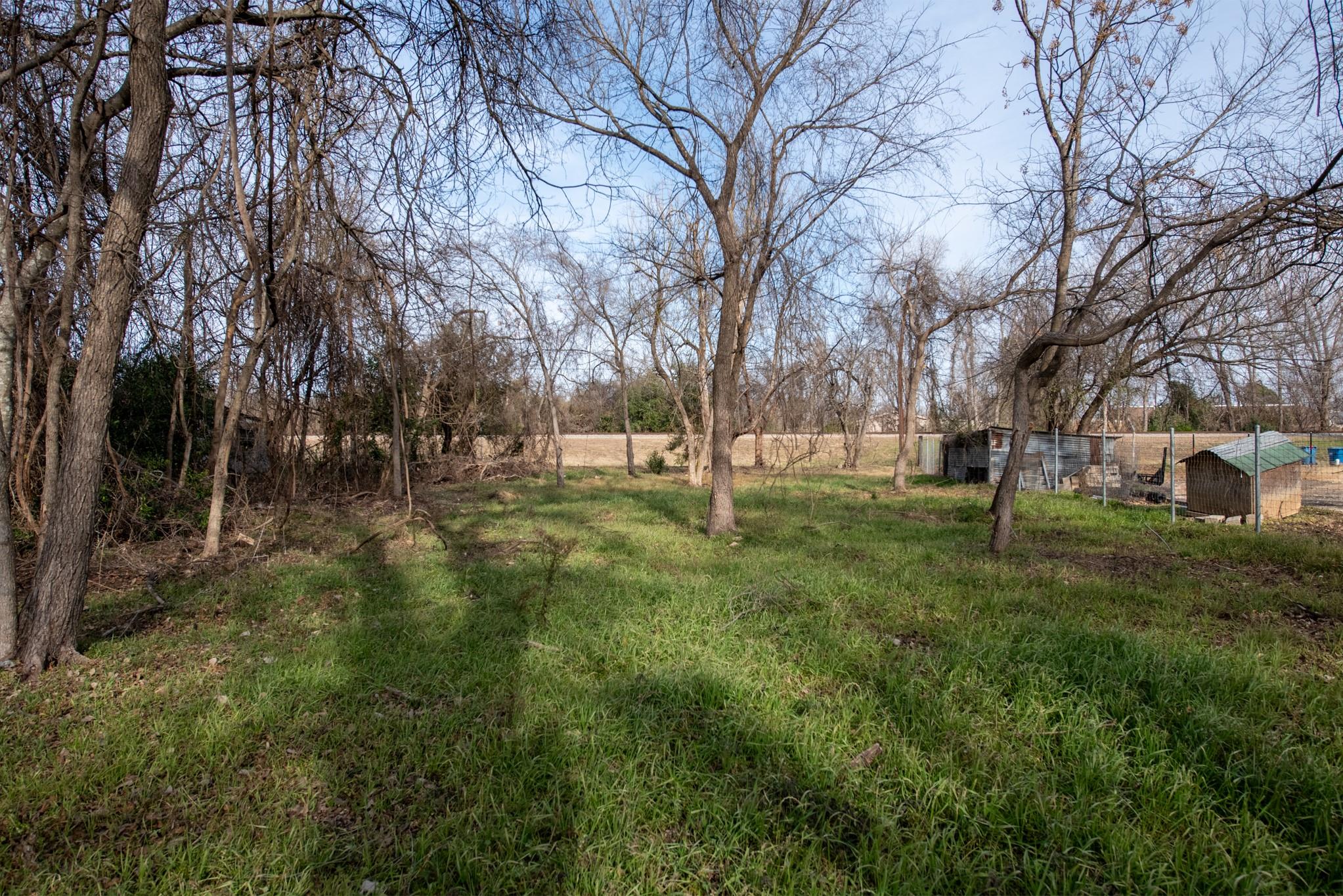 418 S Avenue D Avenue Elgin TX 78621
