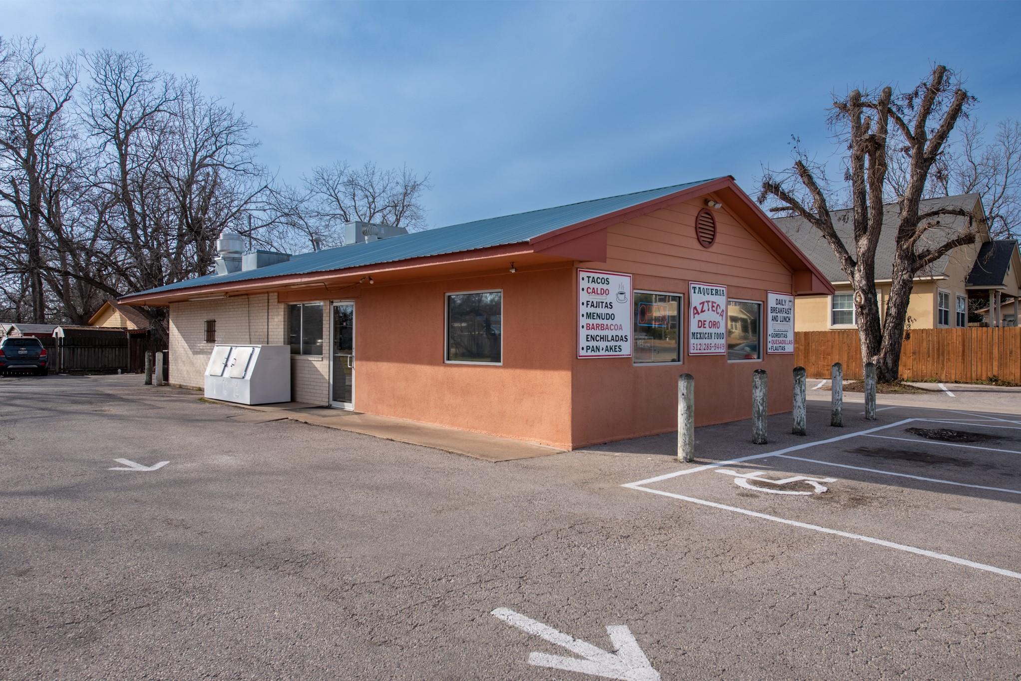 418 S Avenue D Avenue Elgin TX 78621