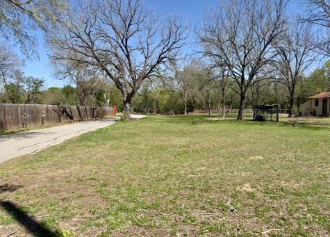600 Sabine Street Lockhart TX 78644