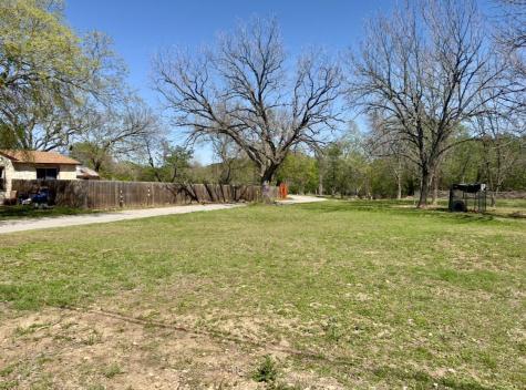 600 Sabine Street Lockhart TX 78644