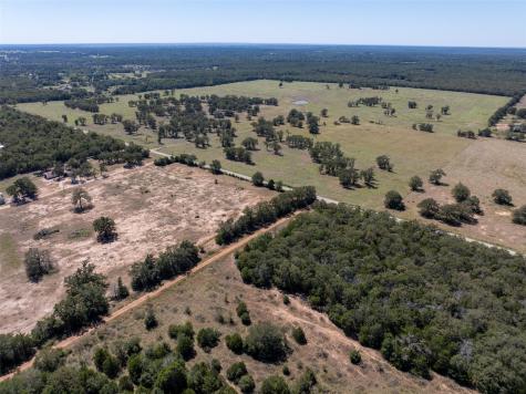 1078 Old Pin Oak Road Paige TX 78659