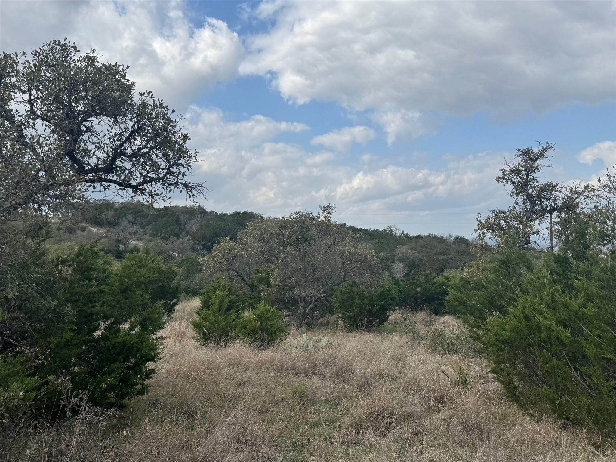 Lot 33 Eagle Feather Kingsland TX 78639