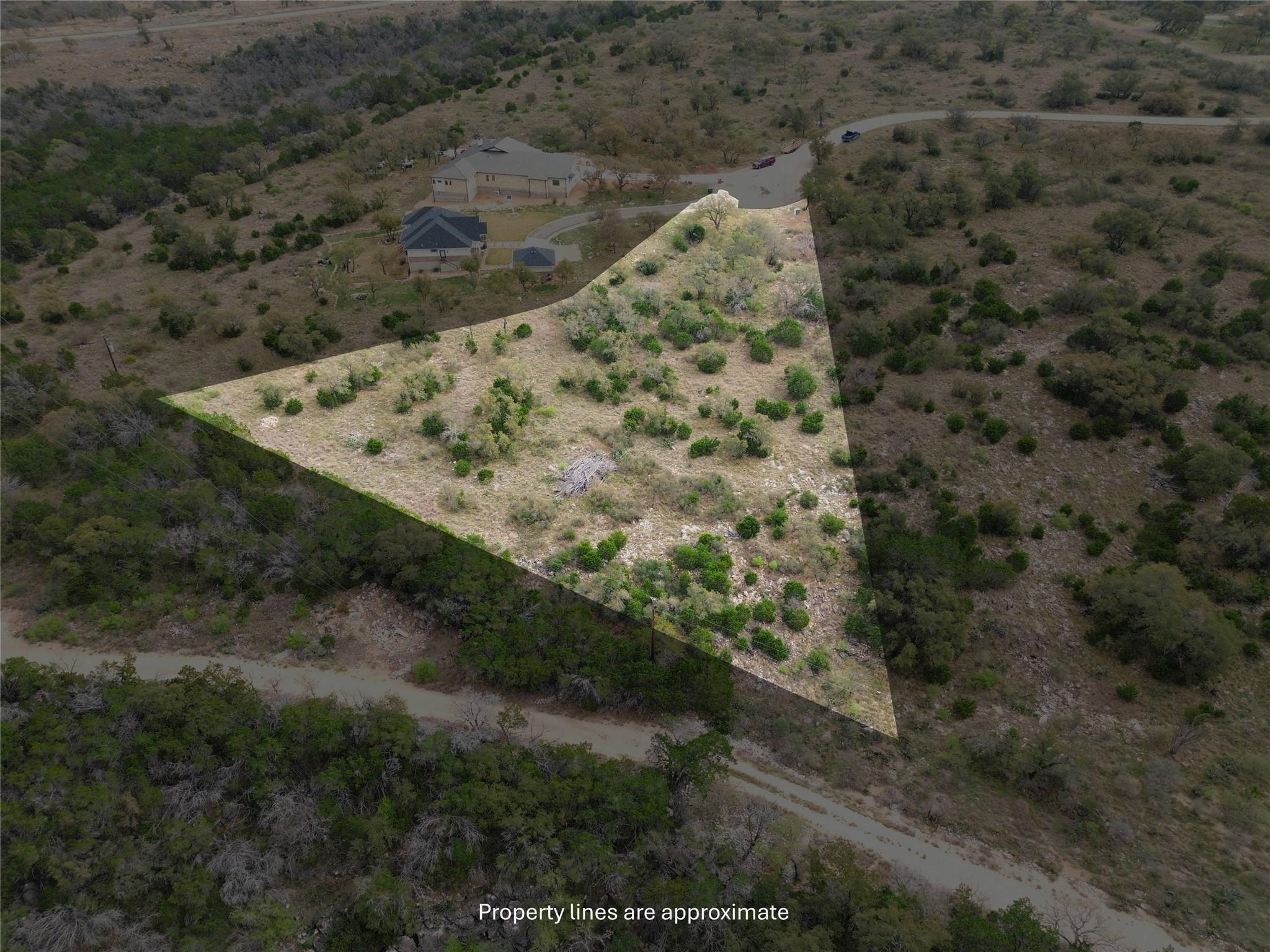 Lot 33 Eagle Feather Kingsland TX 78639