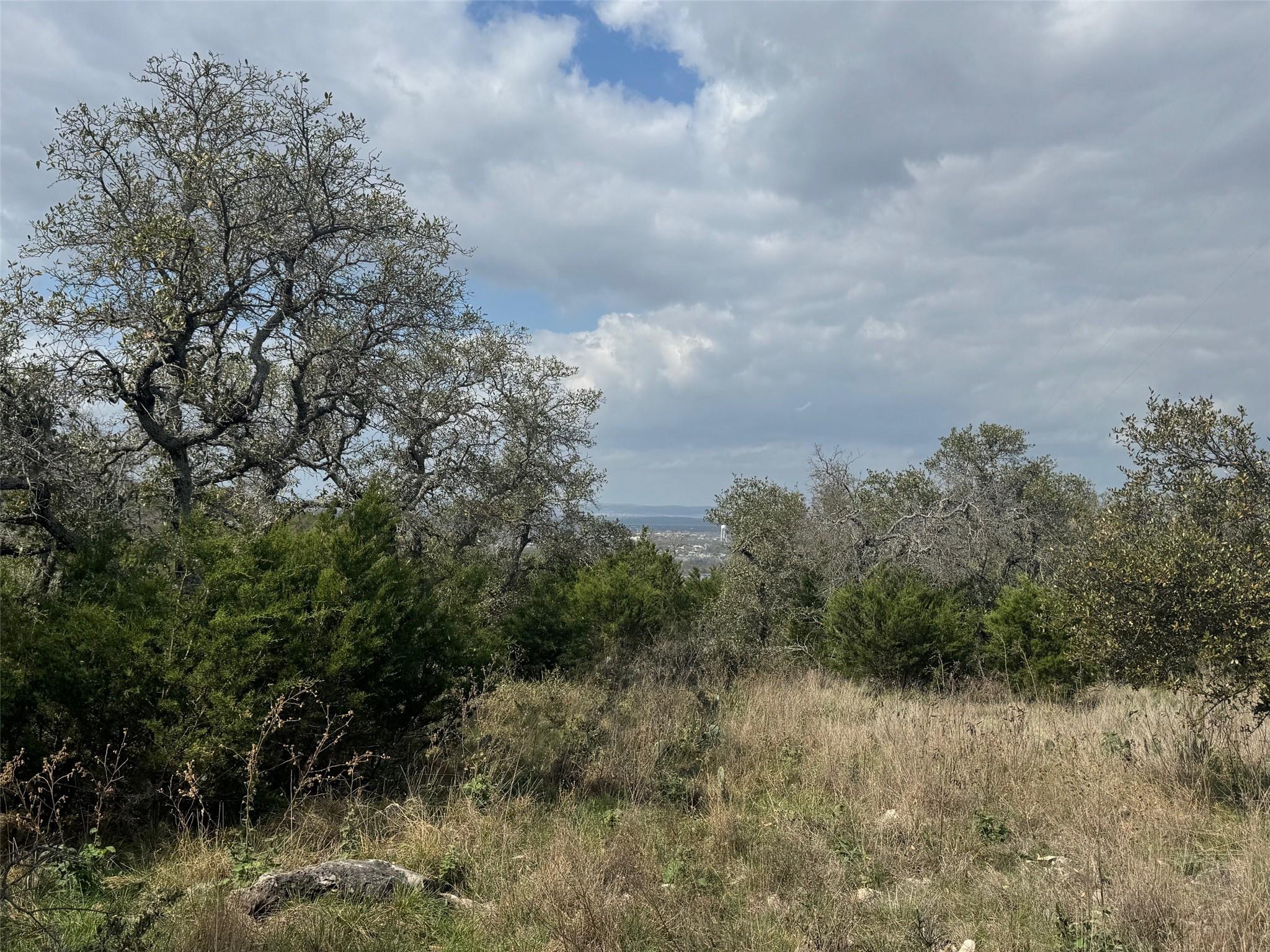 Lot 33 Eagle Feather Kingsland TX 78639