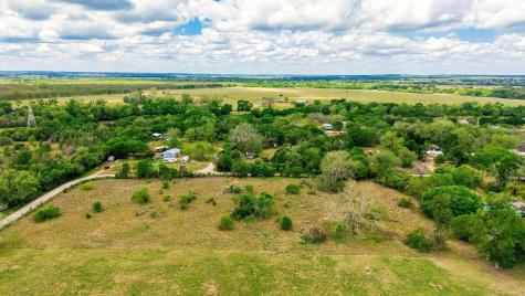 000 Hidden Shores Loop Smithville TX 78957