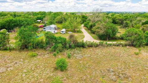 000 Hidden Shores Loop Smithville TX 78957