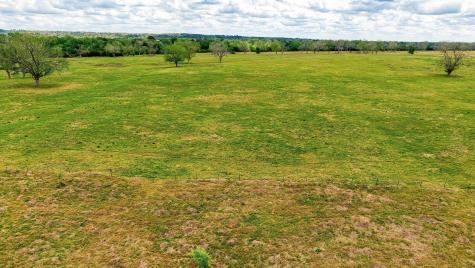 000 Hidden Shores Loop Smithville TX 78957
