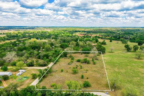 000 Hidden Shores Loop Smithville TX 78957