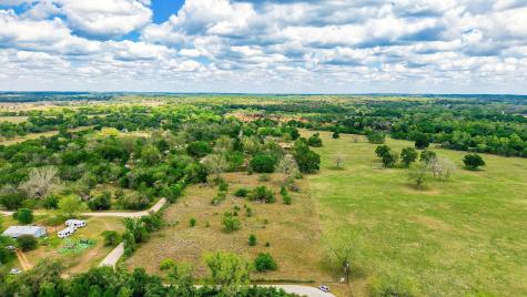 000 Hidden Shores Loop Smithville TX 78957
