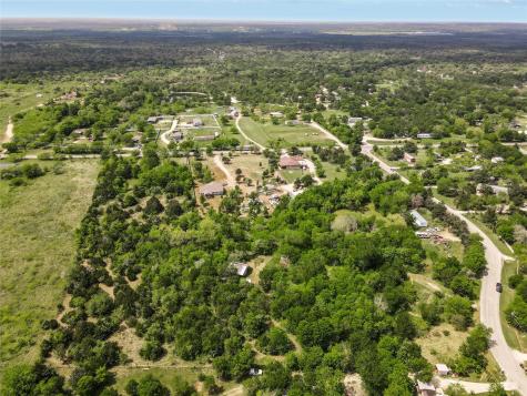 129 Lytton Acres Drive Dale TX 78616