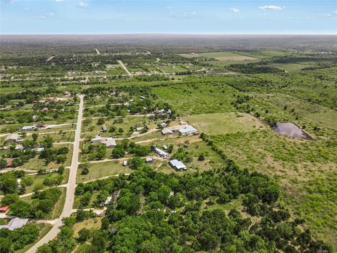 129 Lytton Acres Drive Dale TX 78616